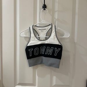 sports bra